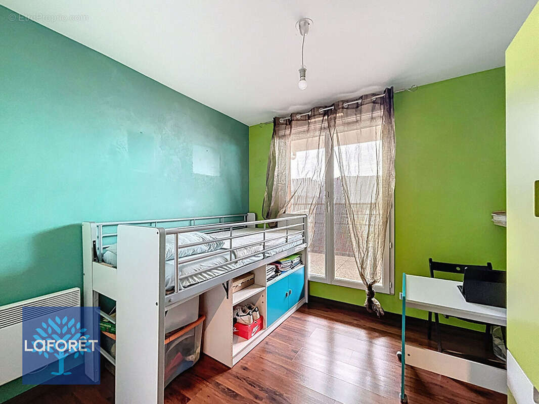 Appartement à CORBEIL-ESSONNES