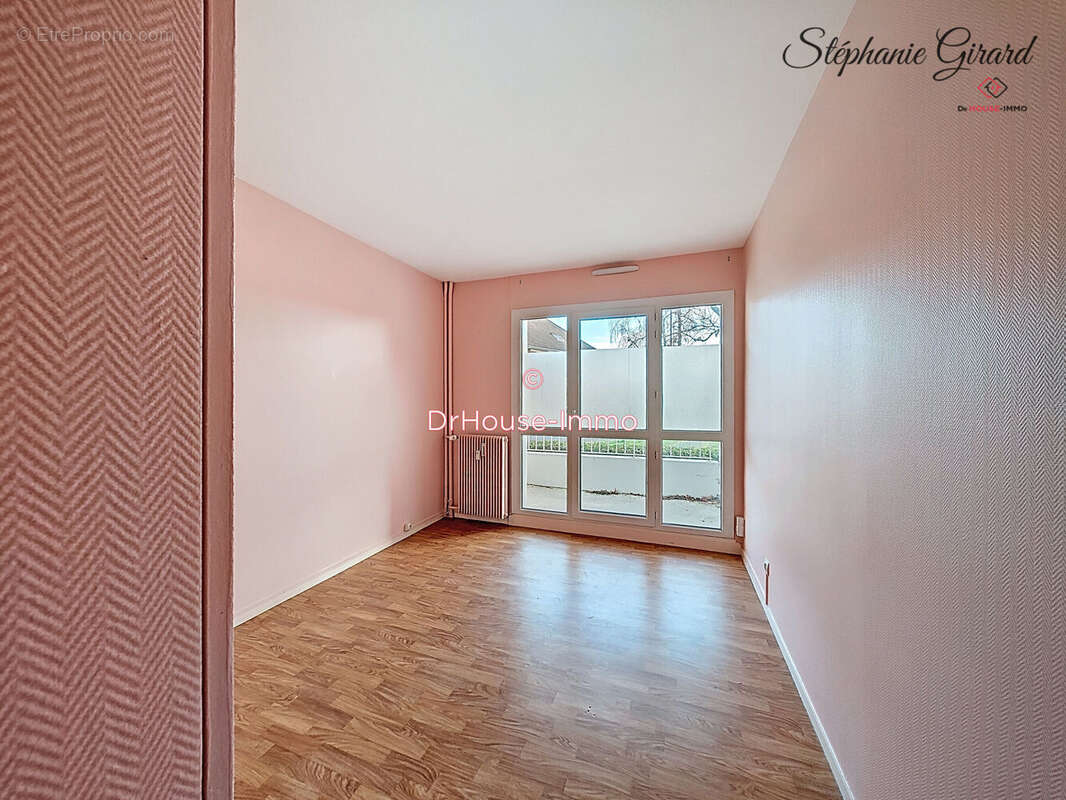 Appartement à FLEURY-LES-AUBRAIS