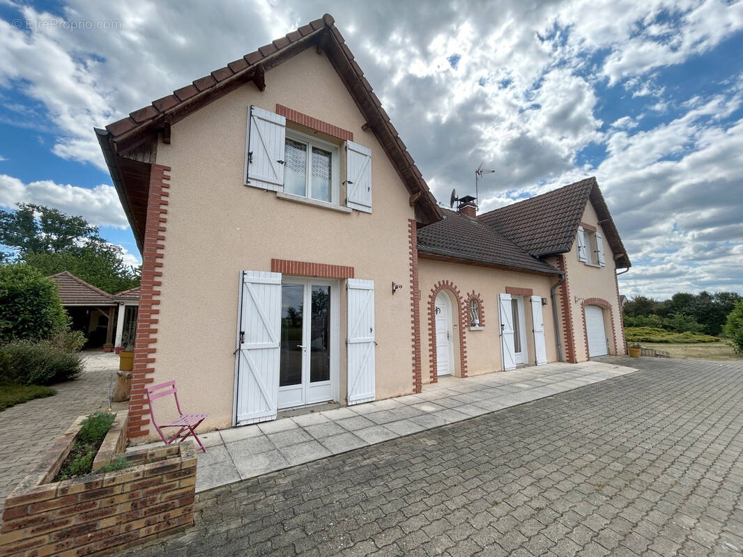 Maison à MALICORNE