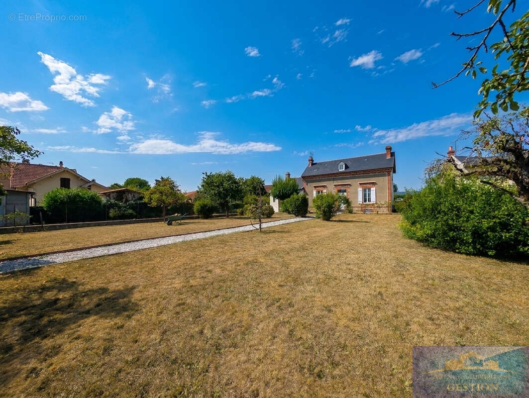 Maison 5 pièces - 140m2 - photo 12