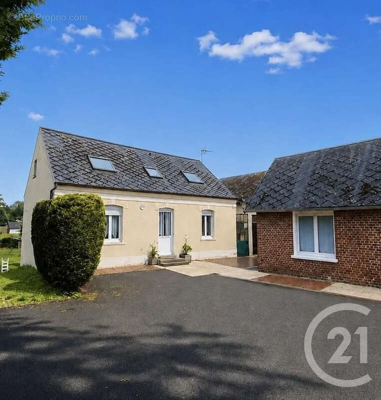 Maison à MOISLAINS