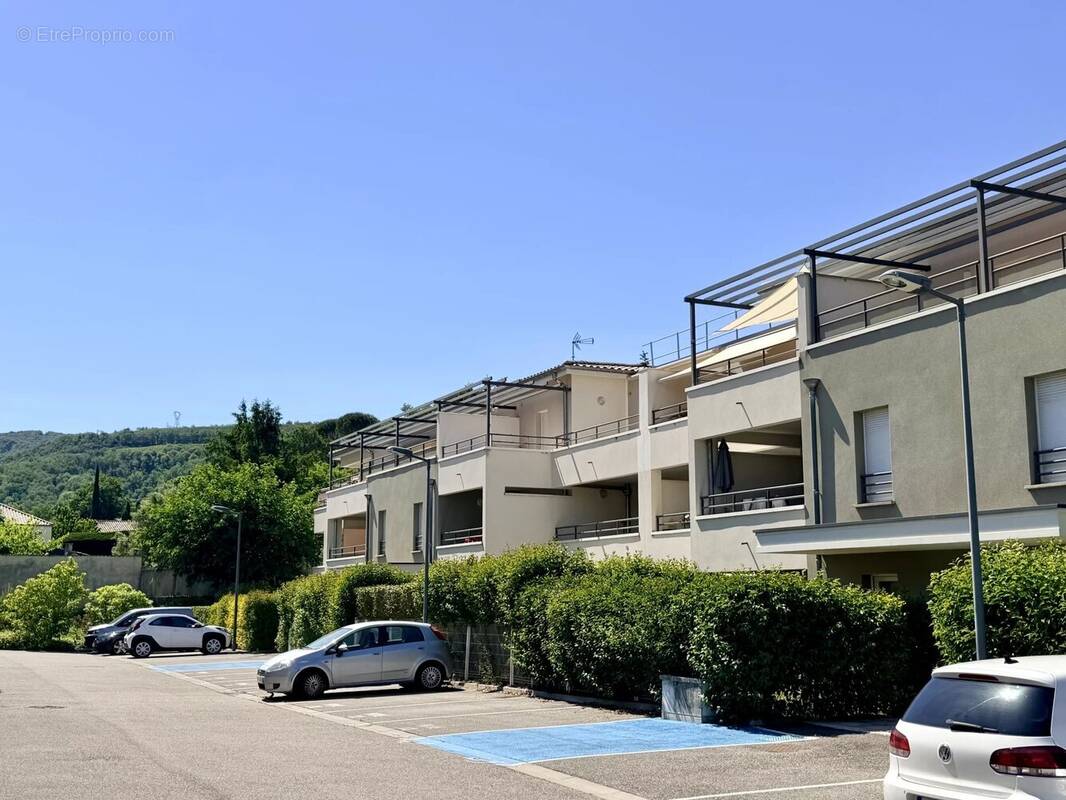 Appartement à SAINT-PERAY
