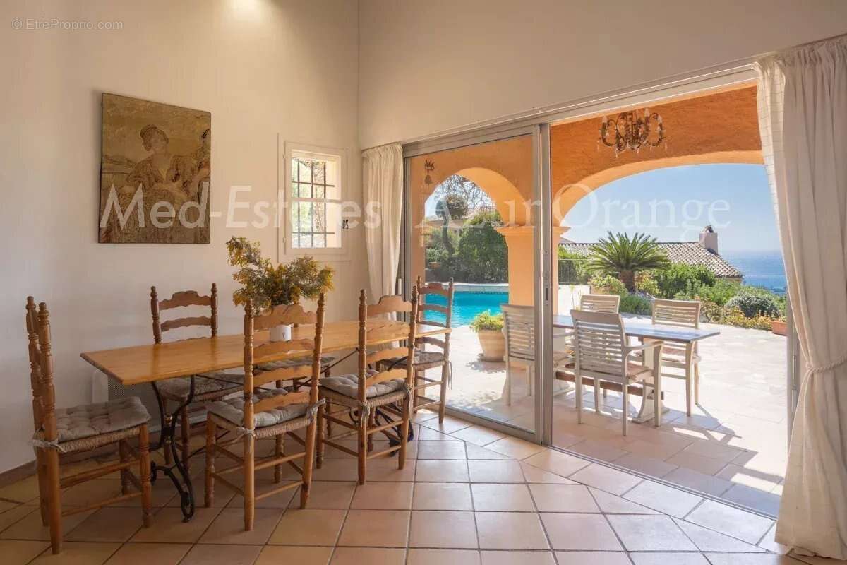 Maison à LA CROIX-VALMER