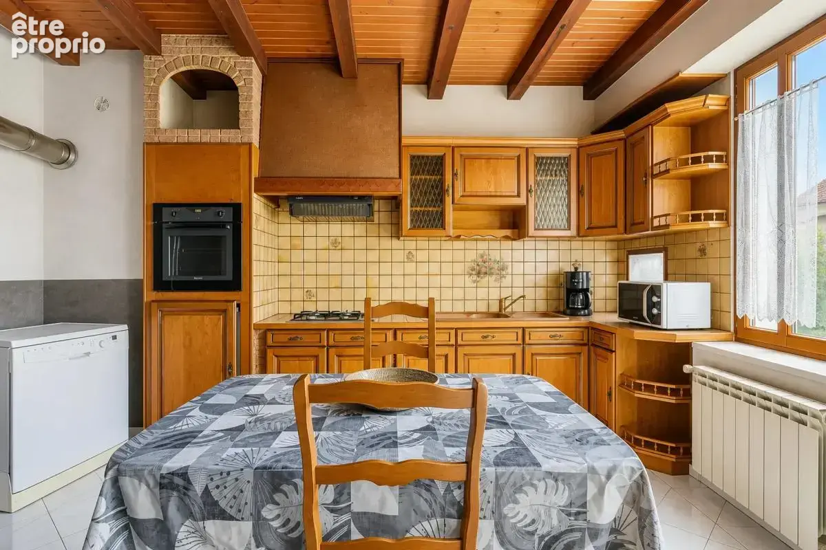 Maison de 5 pièces de 100 m² à Allamps - photo 4