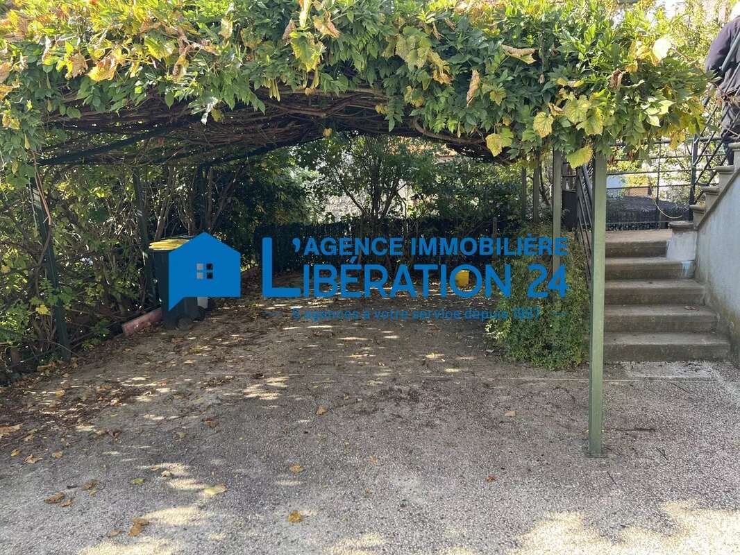 Appartement à UNIEUX