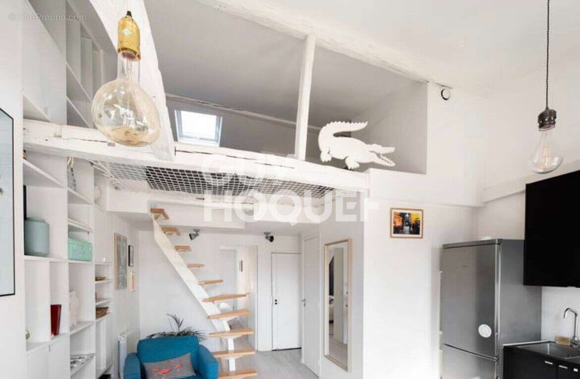 Appartement à PARIS-20E