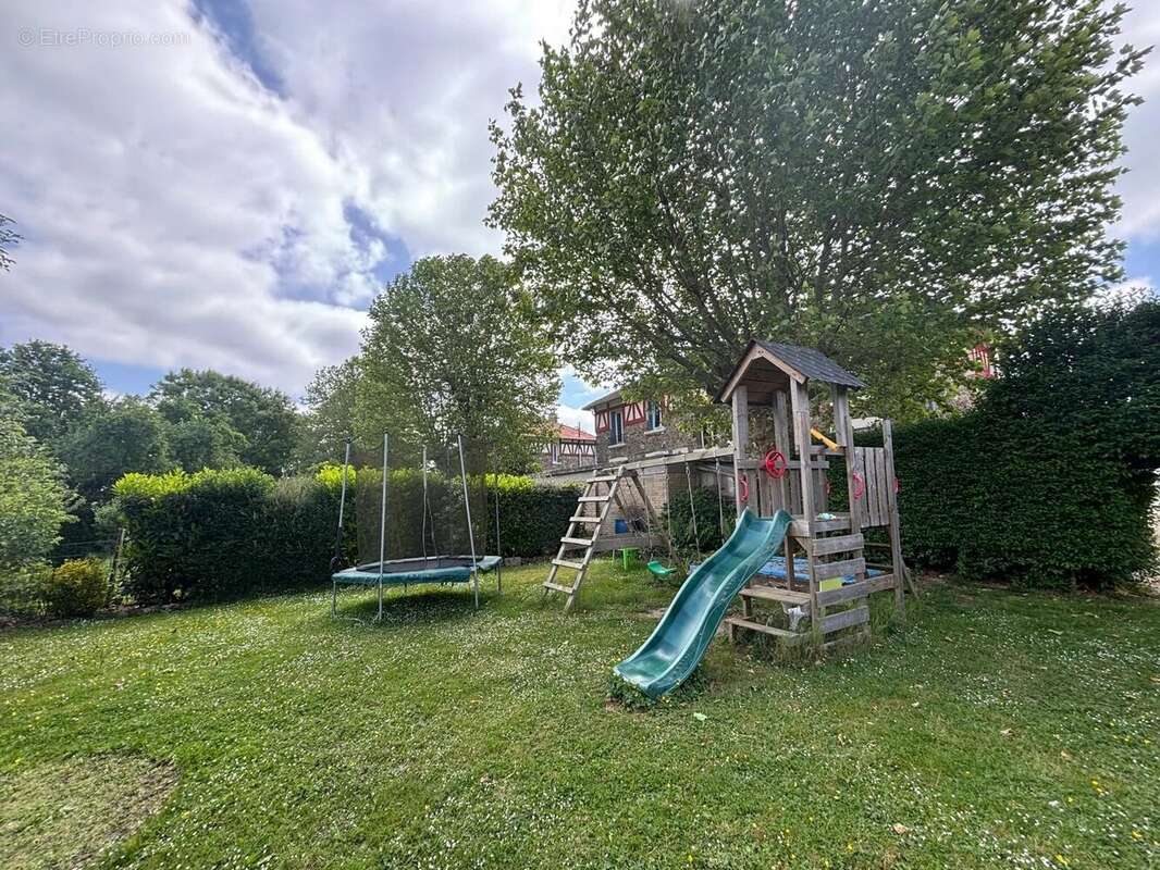 Appartement à SAINT-REMY-L&#039;HONORE