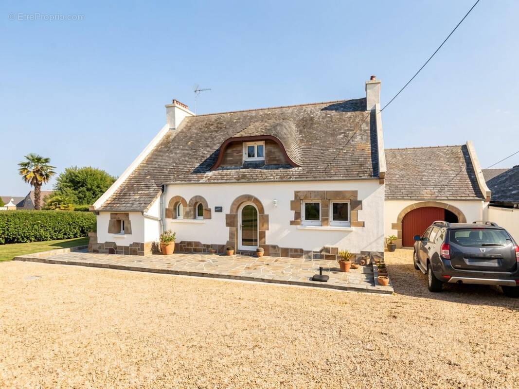 Maison à PLOUGASNOU