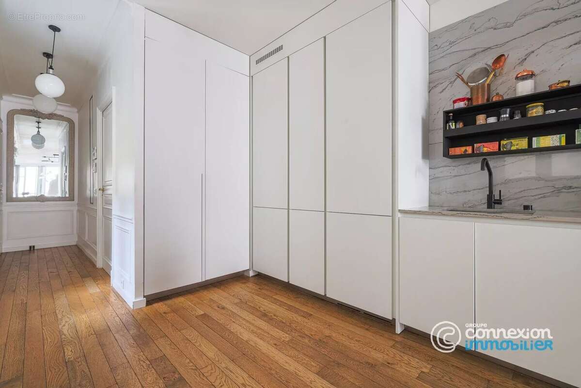 Appartement à PARIS-6E