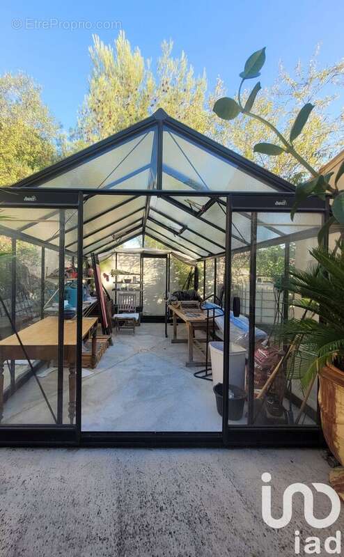 Photo 2 - Maison à NIMES