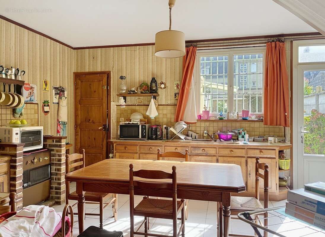Maison à PERIERS