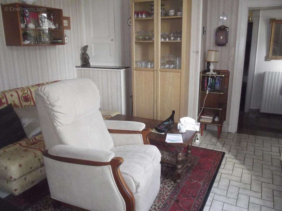 Maison à HAMPIGNY