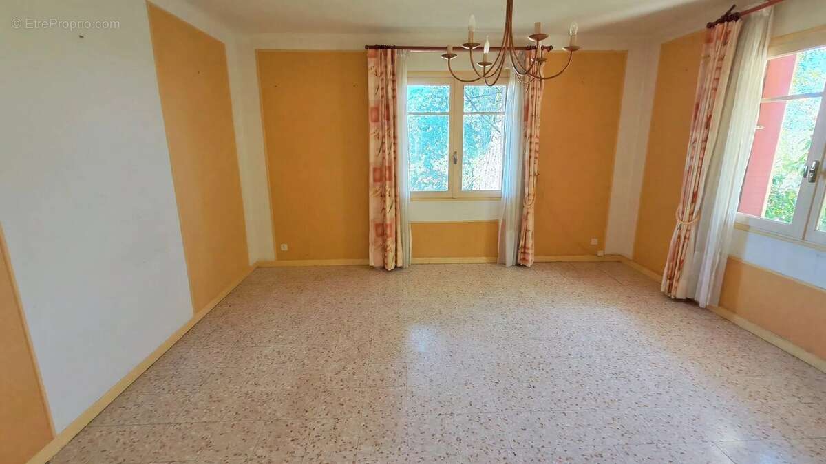 Maison à CLERMONT-L'HERAULT