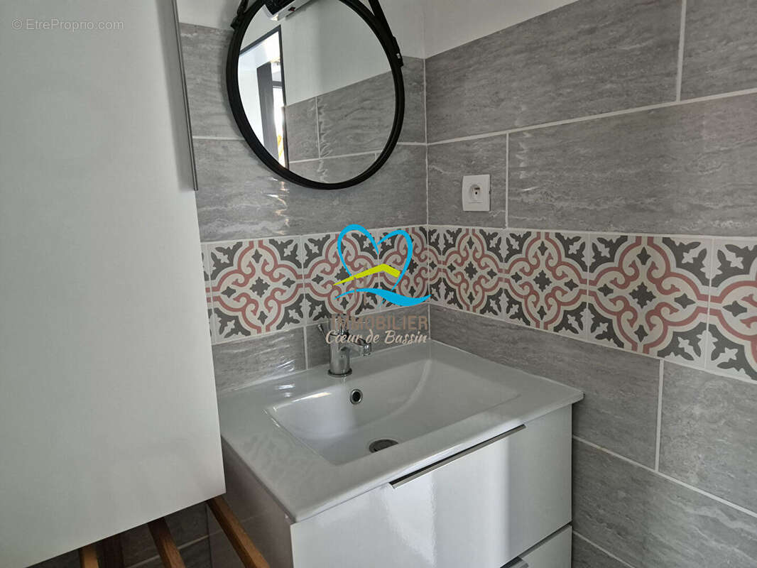 Maison et sa dépendance à Cassy - photo 11