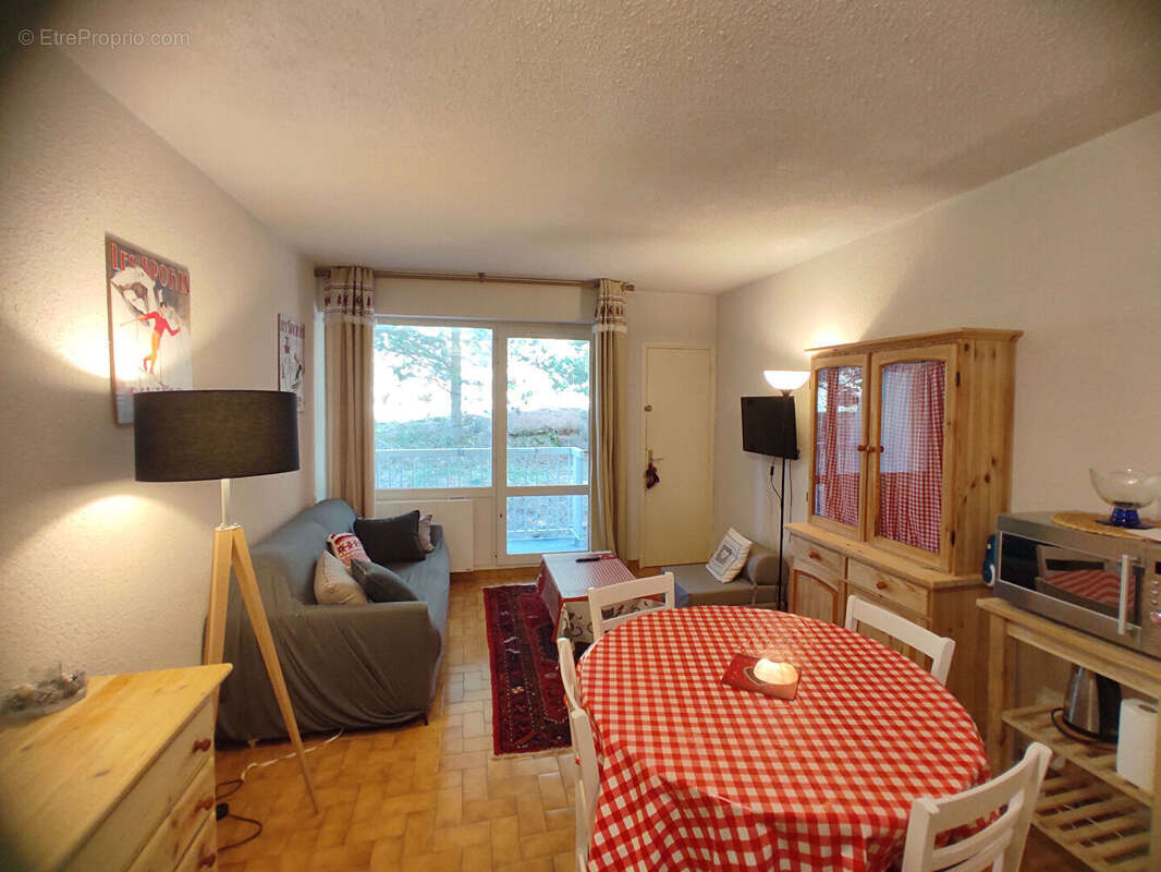 Appartement à LES ANGLES