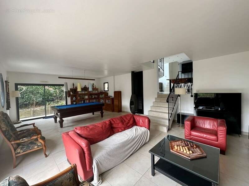 Maison à GIF-SUR-YVETTE