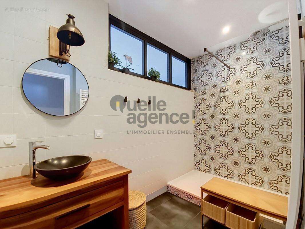Clé en main : T4 rénové, balcon spacieux et parking privé - photo 10