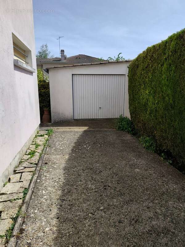 Maison à L'ISLE-D'ESPAGNAC