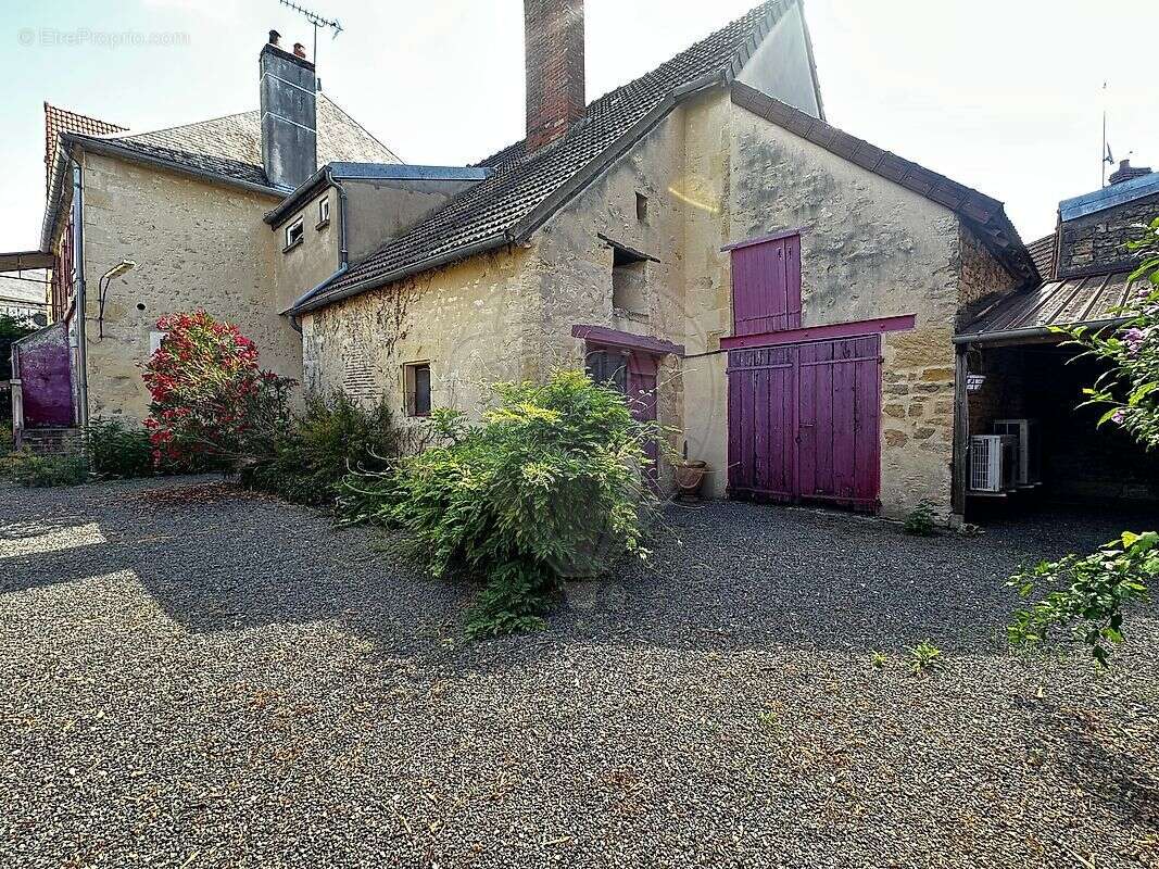 Maison à POUGUES-LES-EAUX