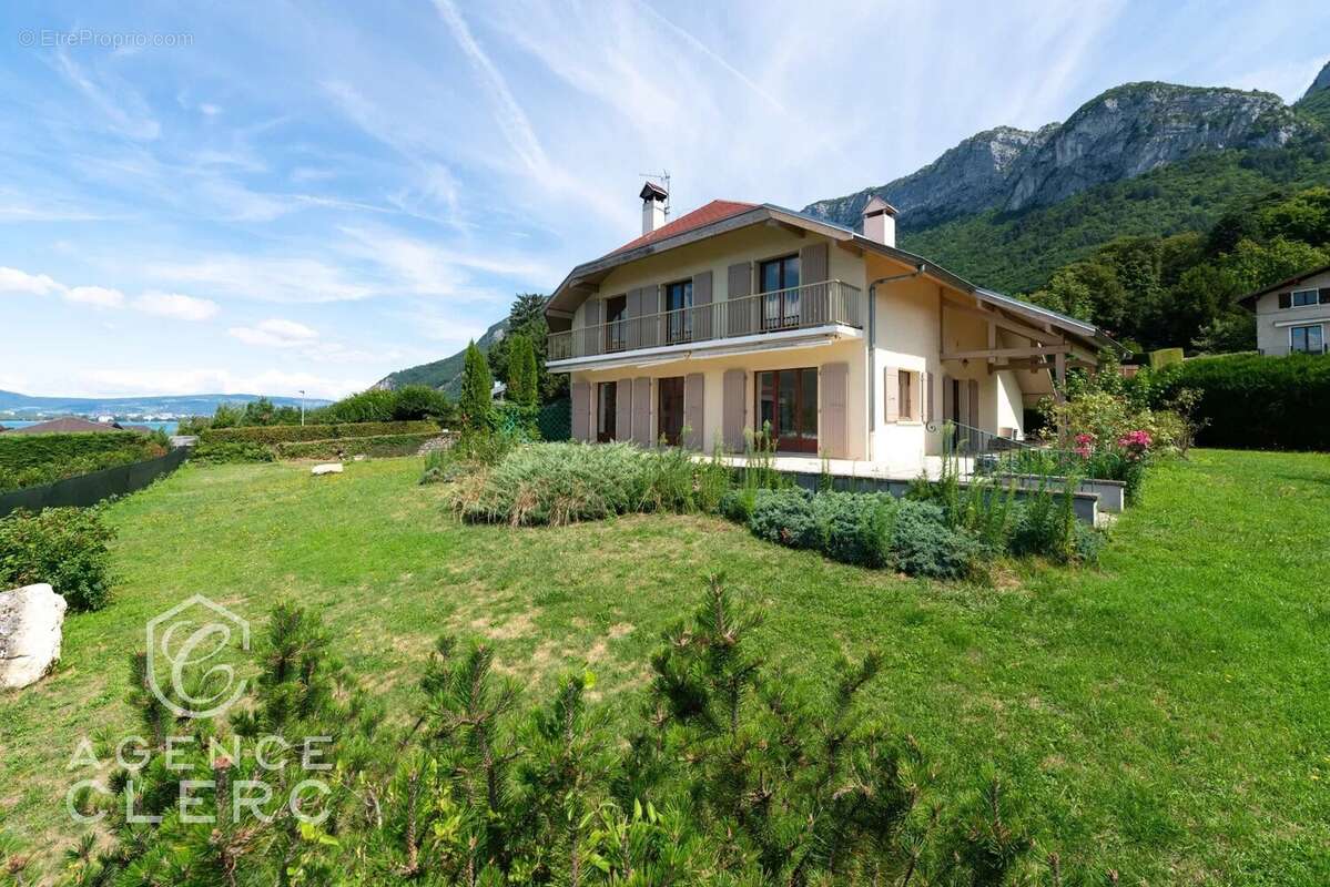 Maison à VEYRIER-DU-LAC