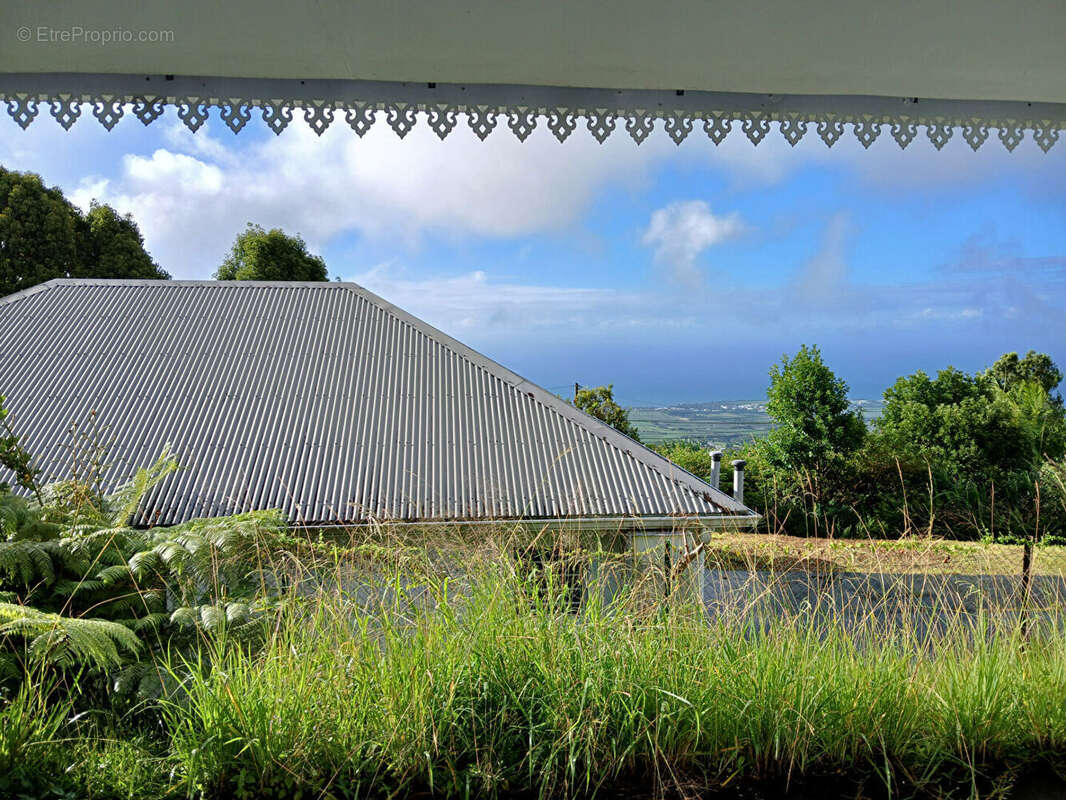 VILLA F4 de 110 m² sur un terrain de 720 m² STE MARIE - photo 8