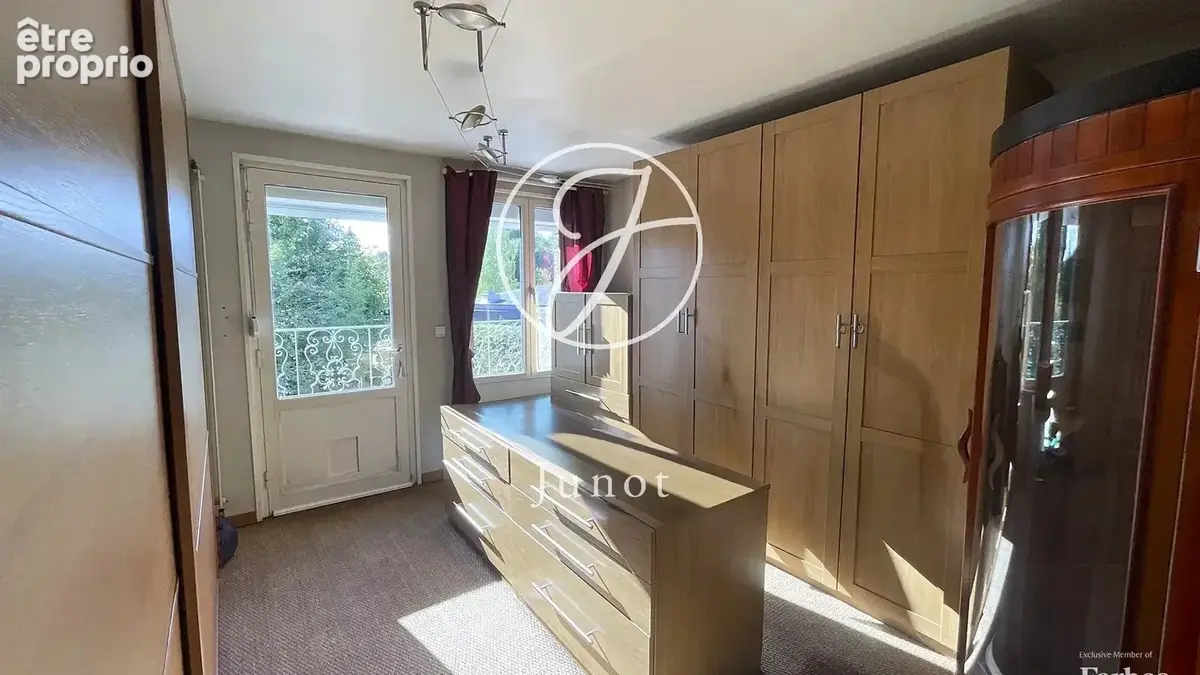 Wervicq-Sud - MONTAGNE - Maison - 6 pièces - 230 m² - 4 /5 chambres - Jardin - Garage - photo 10