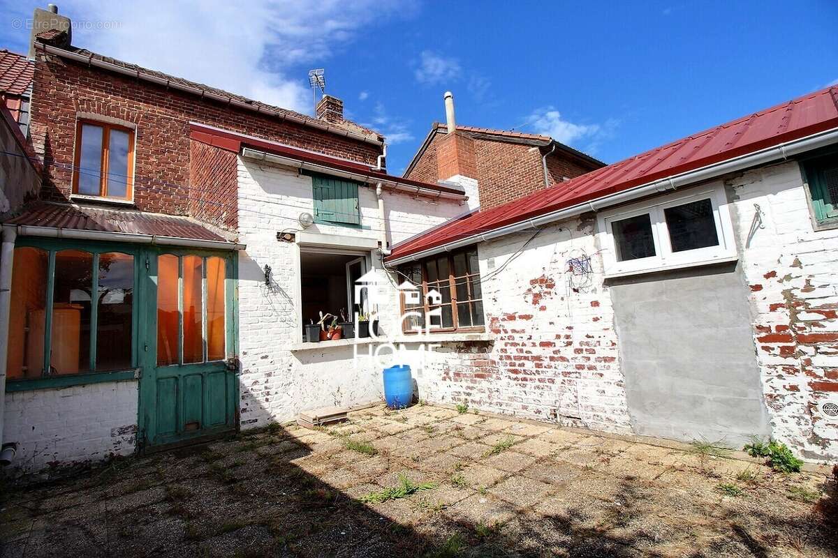 façade arrière - Maison à DOURGES