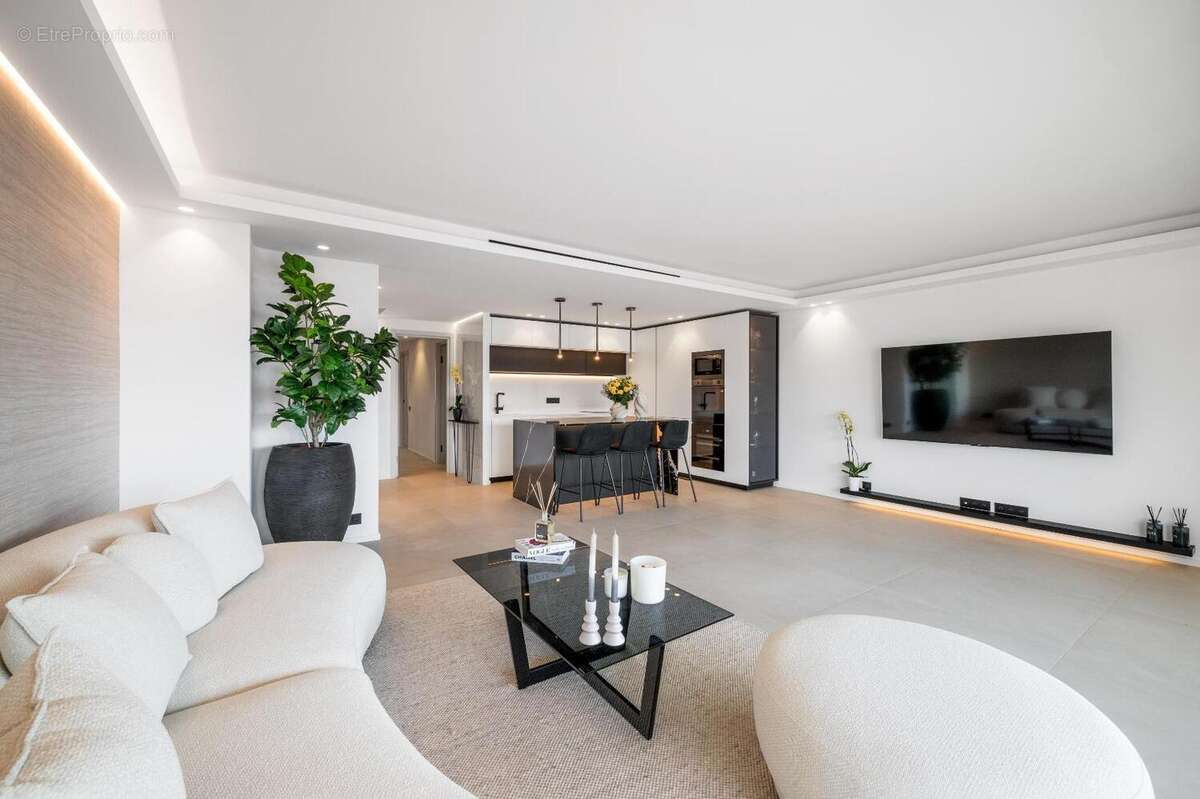   - Appartement à NICE