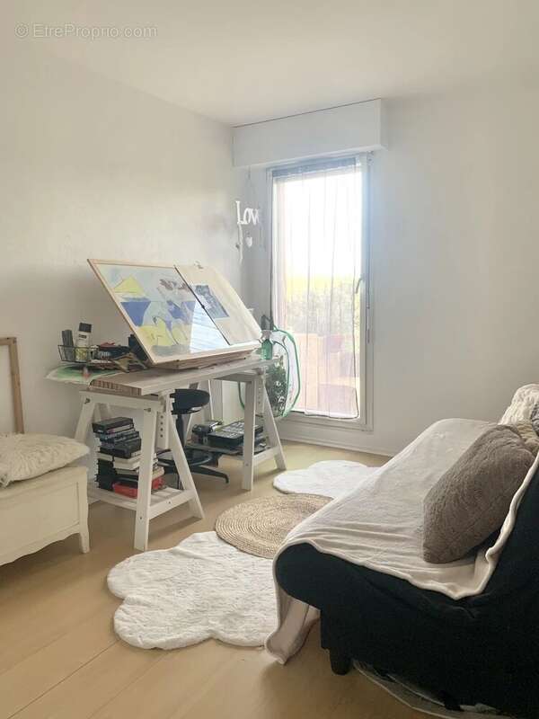 Appartement à MONTIGNY-LE-BRETONNEUX