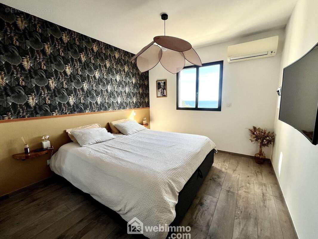 La 1ère chambre qui possède un dressing... - Appartement à SAN-MARTINO-DI-LOTA