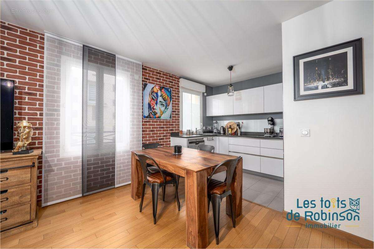 Appartement à LE PLESSIS-ROBINSON