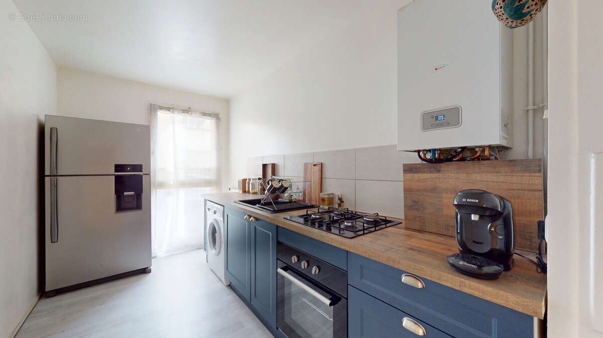 Appartement à SARTROUVILLE