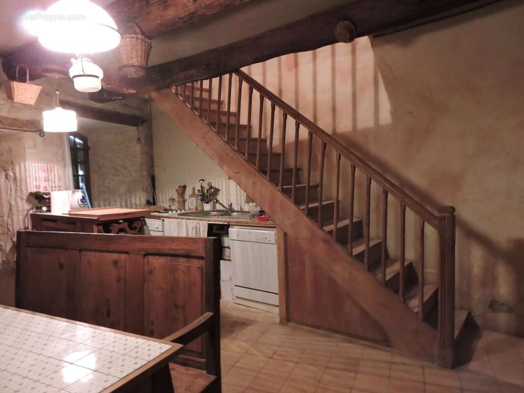 Maison à SAINTE-CROIX