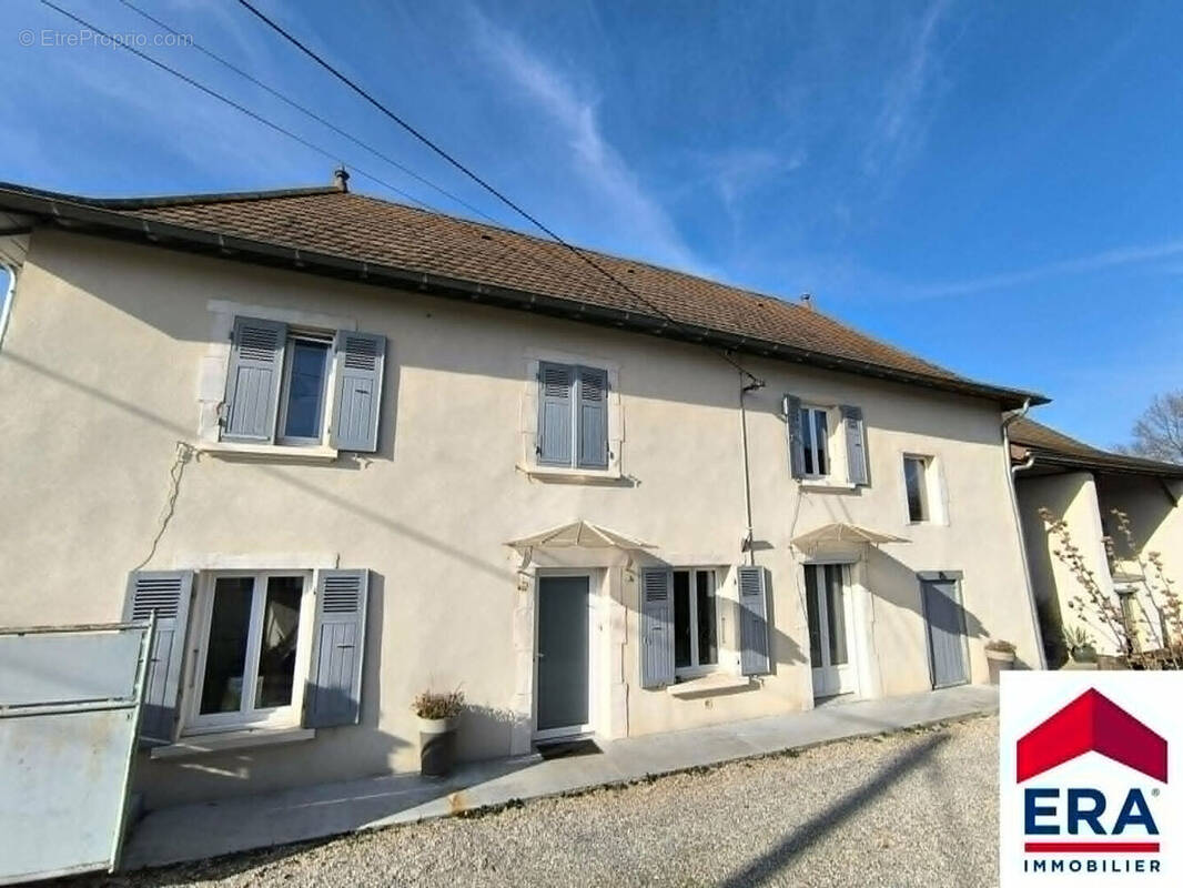 Maison à LES AVENIERES