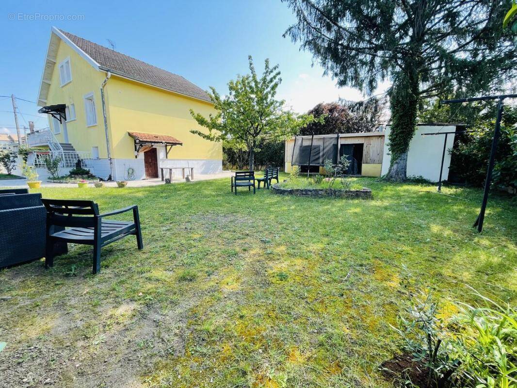 Maison à CHARVIEU-CHAVAGNEUX