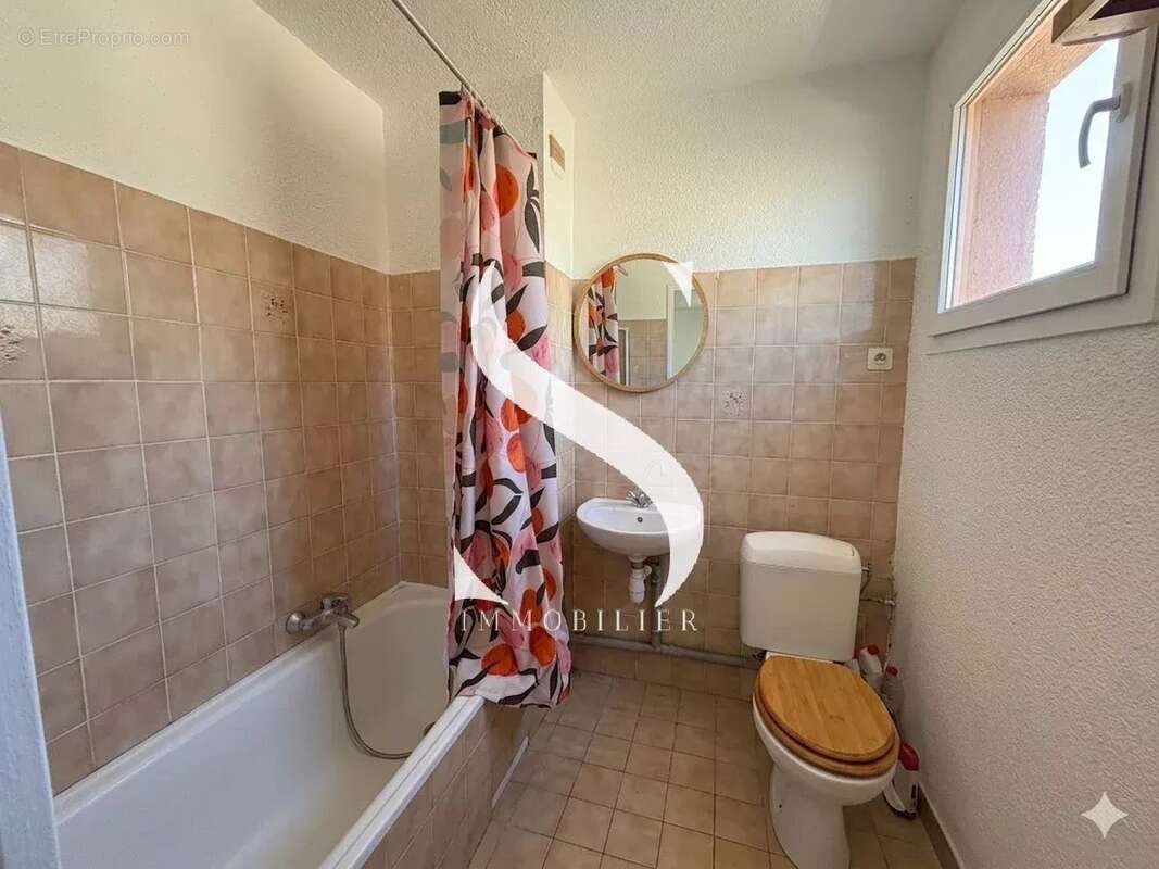 Appartement à VALLAURIS