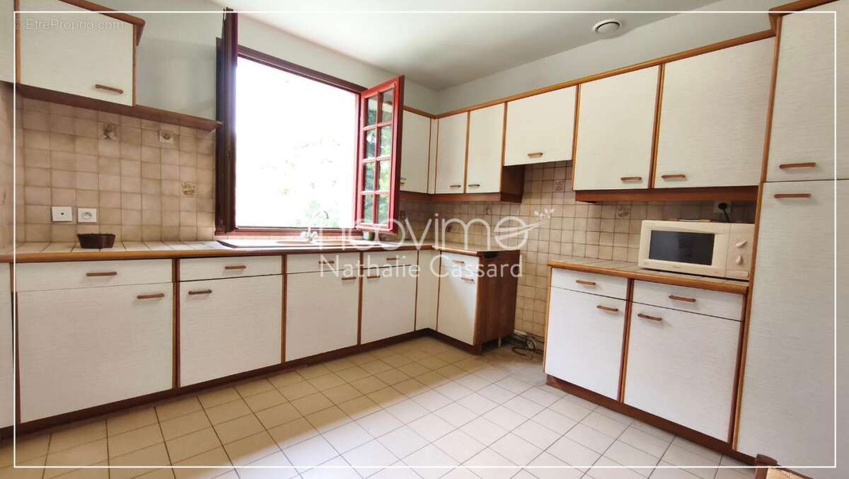 Maison à LES TOUCHES