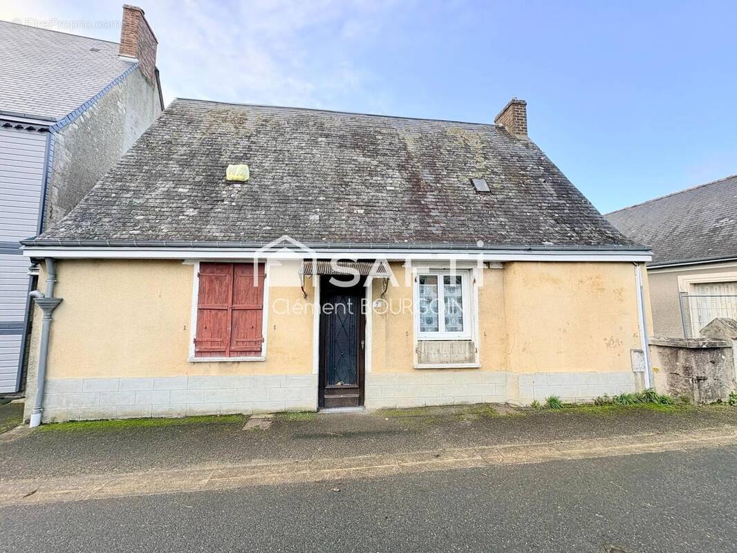 Photo 1 - Maison à VILLAINES-SOUS-LUCE