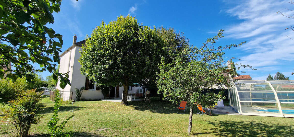 Maison à SERVILLY
