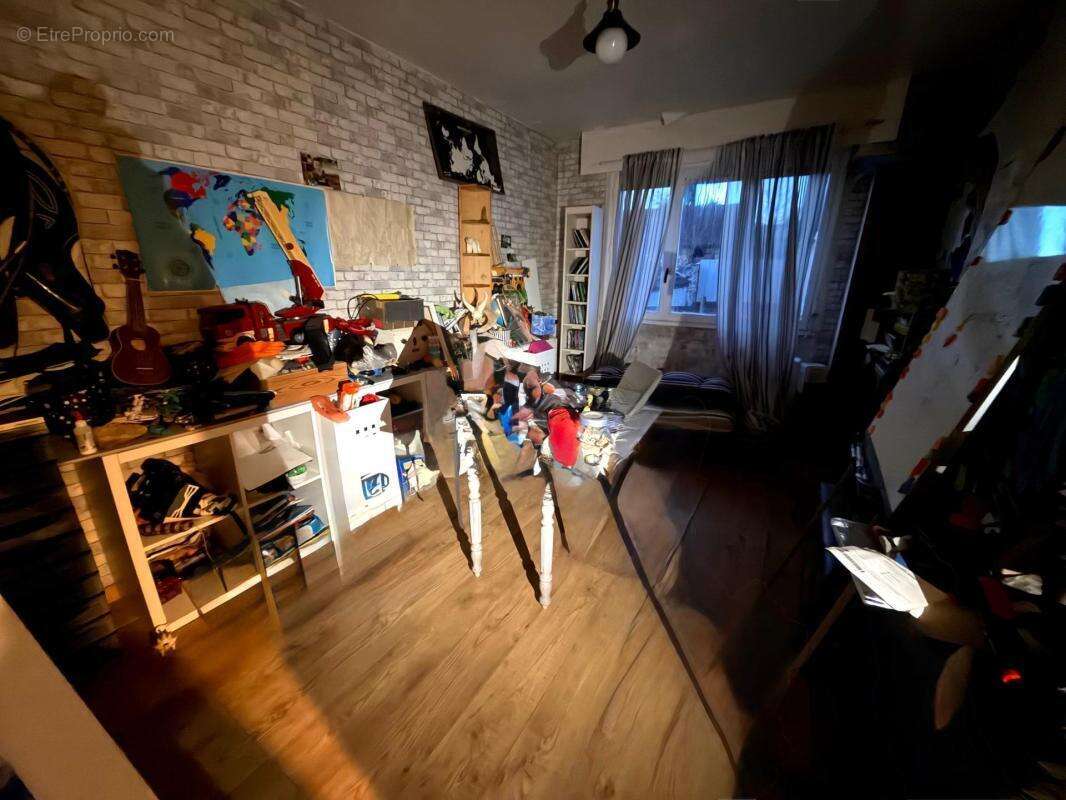 Maison à VILLIERS-SUR-ORGE