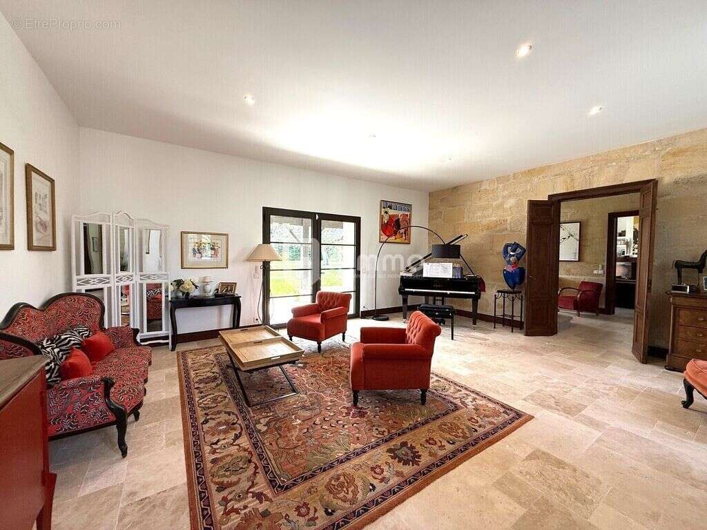 Maison de maître 360m2 - 5 chambres - piscine - dépendances - photo 4
