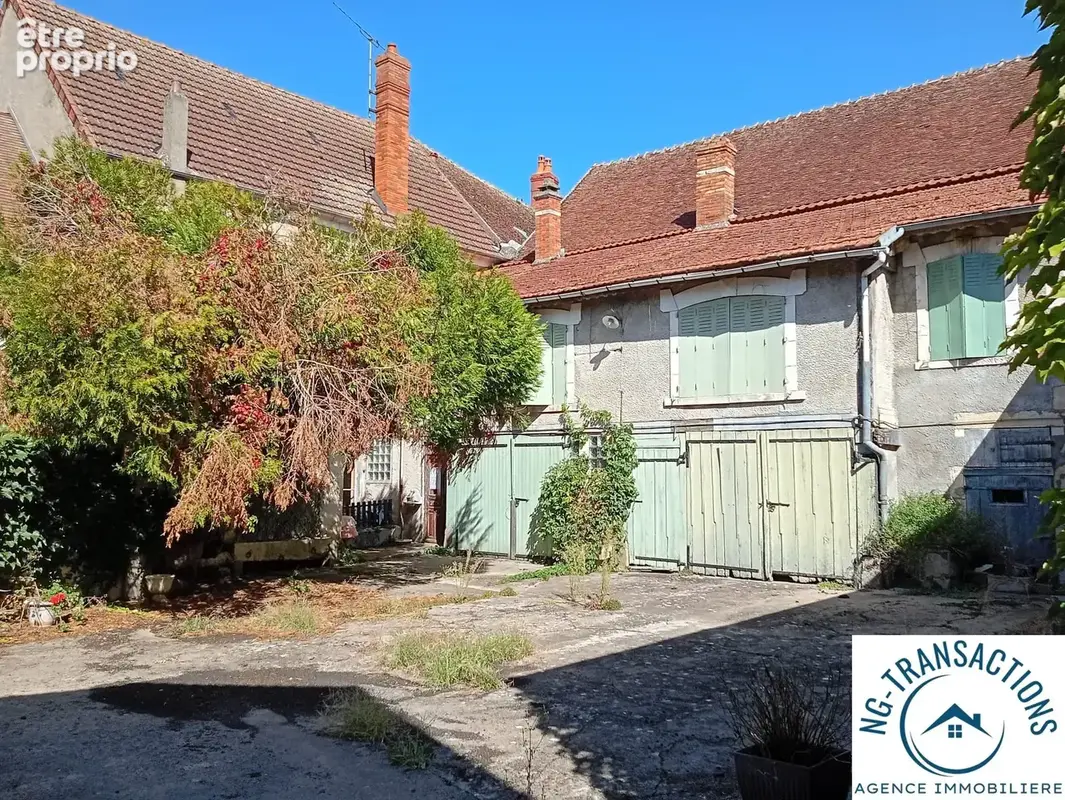 Maison à ETAIS-LA-SAUVIN