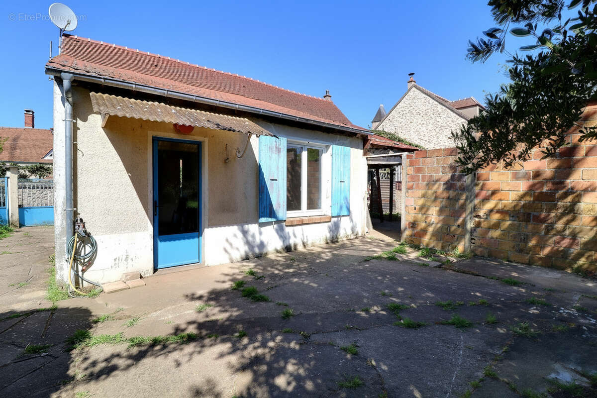 Maison à BULLION