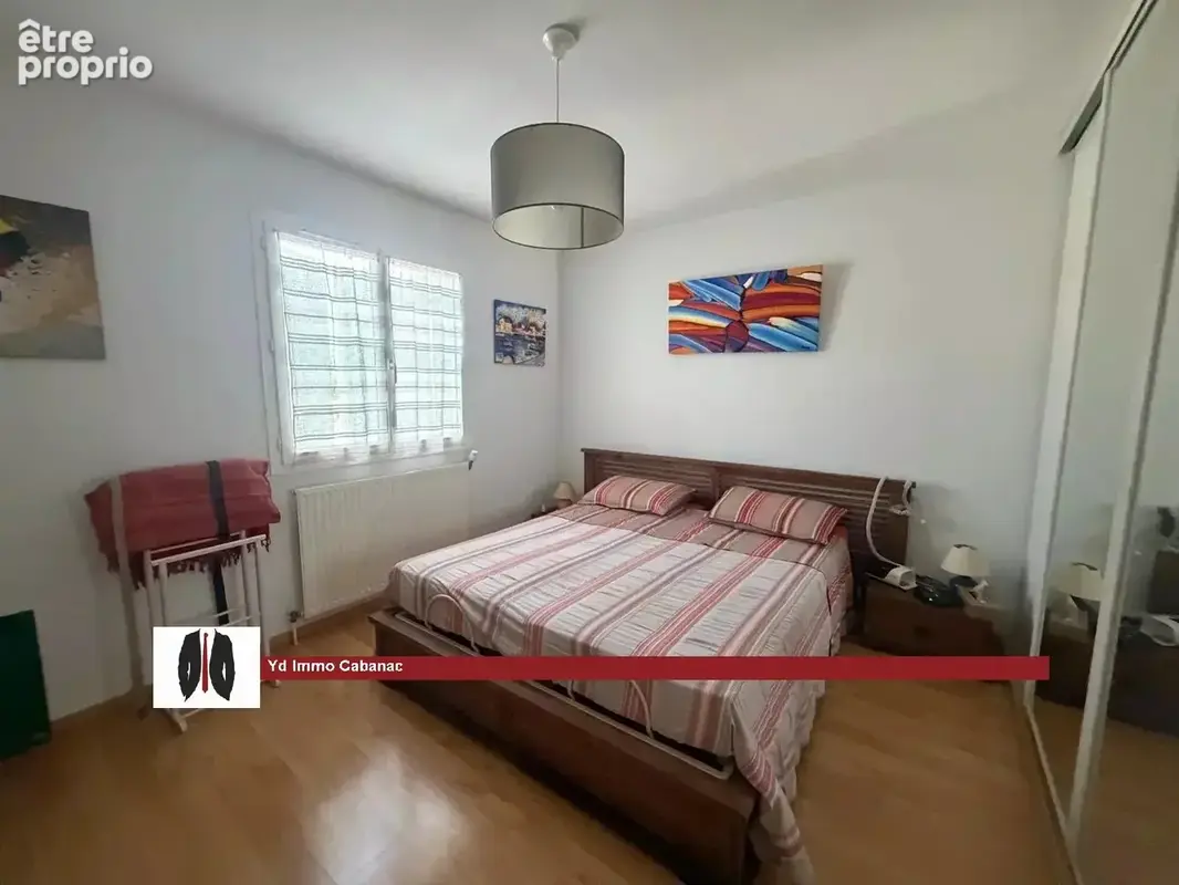 Maison 4 chambres avec beau terrain et piscine - photo 11