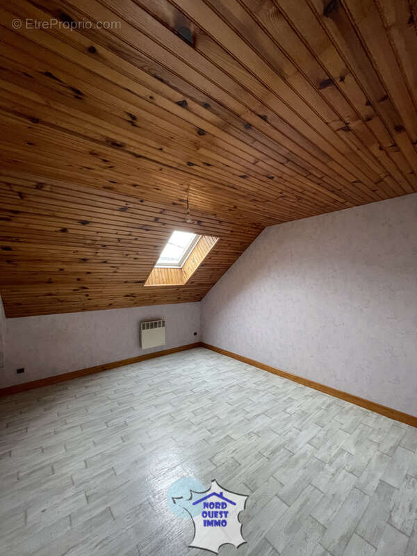 Maison à MAYENNE