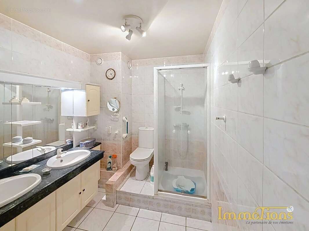 Appartement à ROMANS-SUR-ISERE