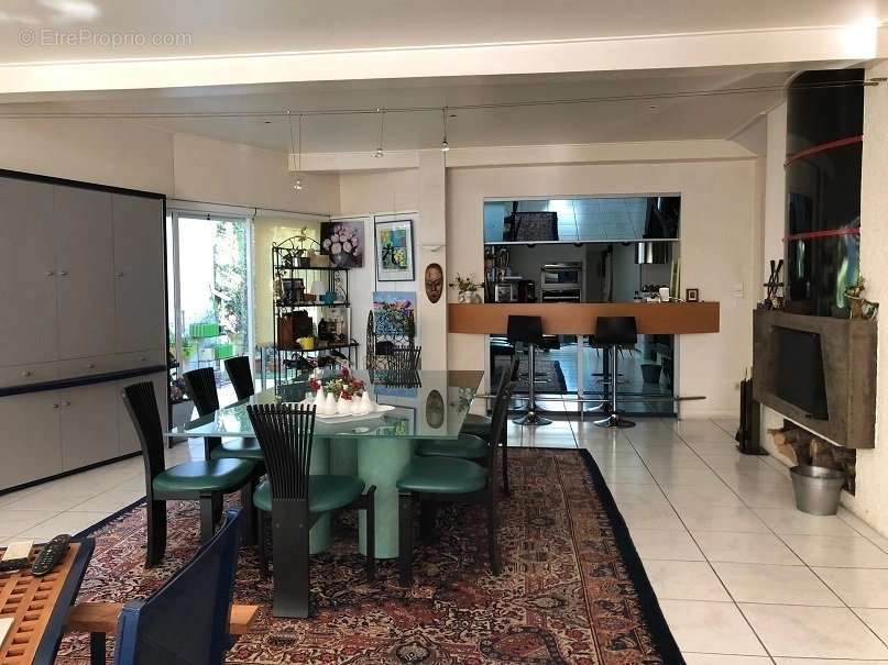 Maison à LES MATHES