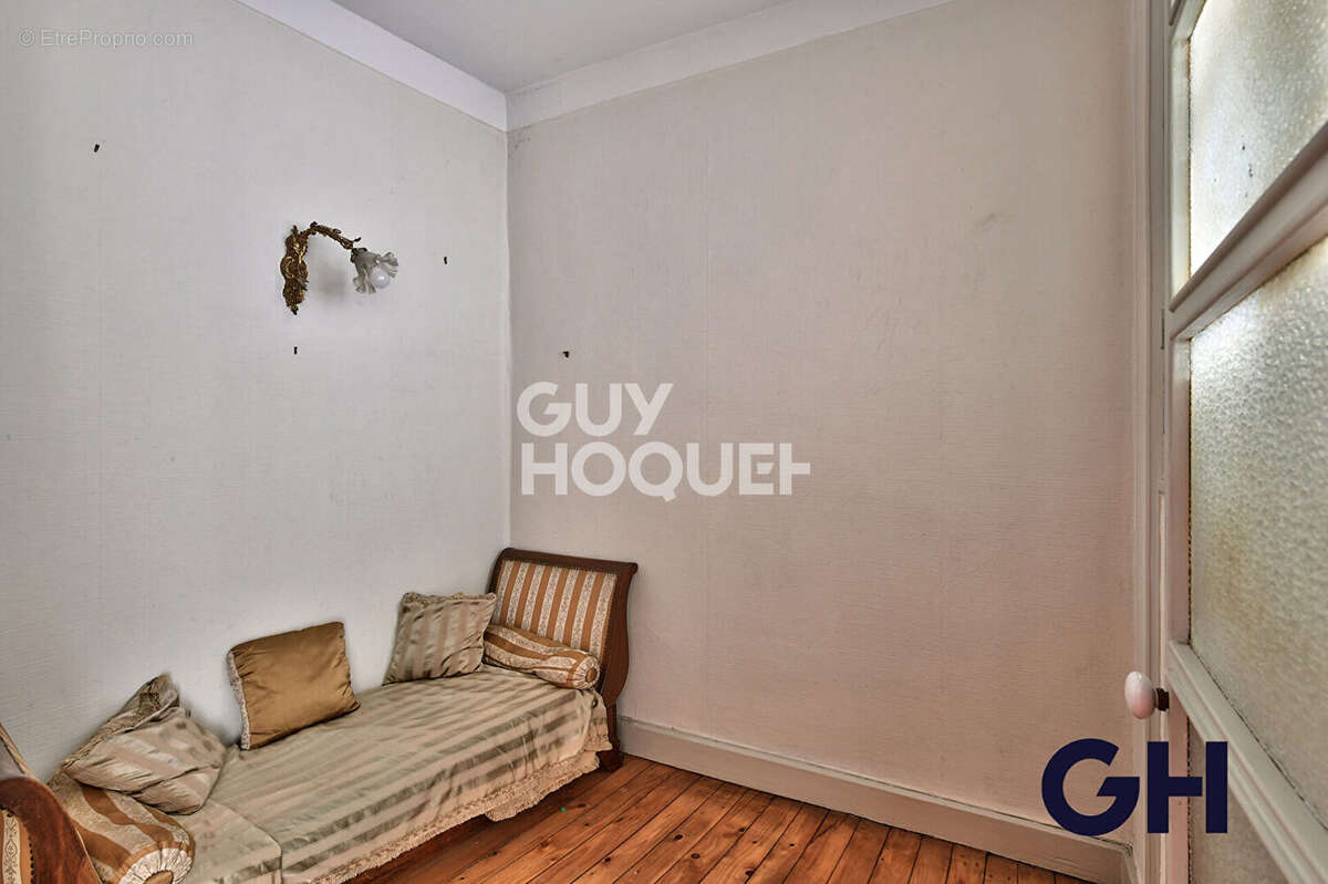 3 pièces - Cours Franklin Roosevelt Lyon 6e - photo 8
