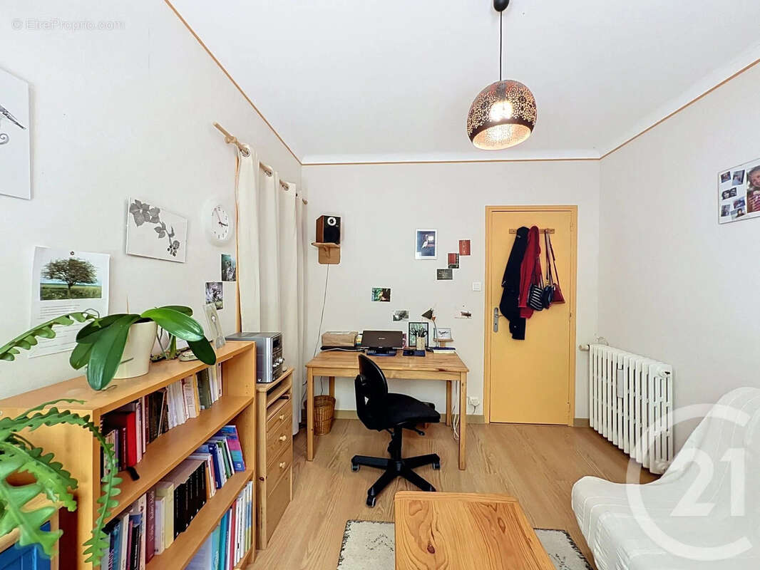 Maison 195 m² à Pavie  - photo 6