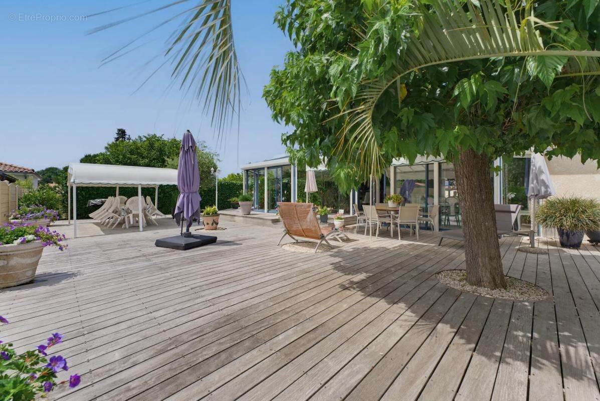 Maison familiale avec piscine à Gradignan - photo 22